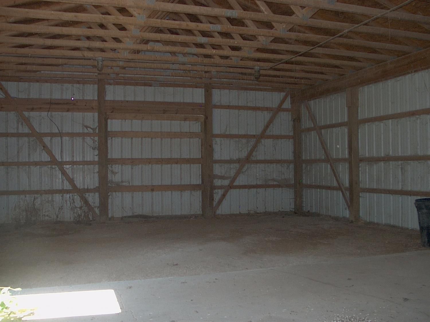 Level Building Lot With Pdq Built Barn 2275 Oak Corner Bethel Oh