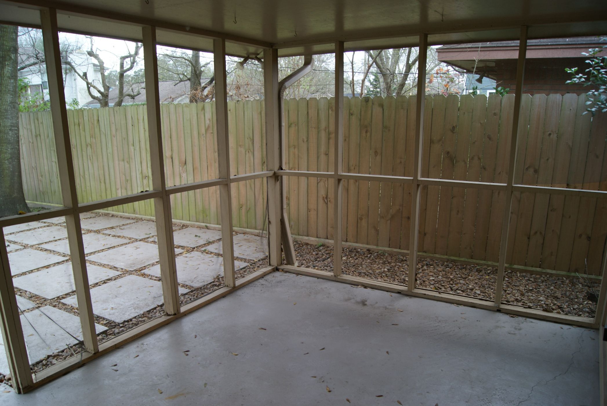 Screened in porch