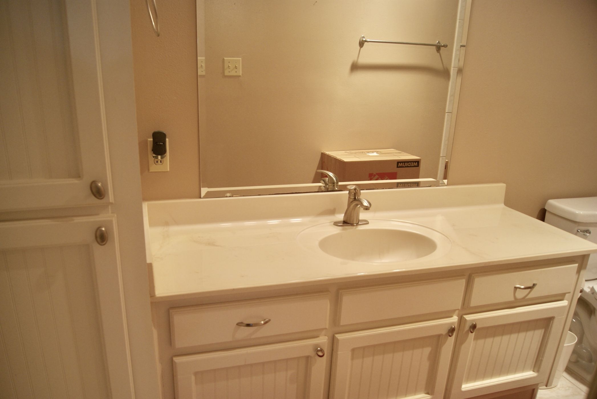 Hall Bath upstairs Hall Bath upstairs