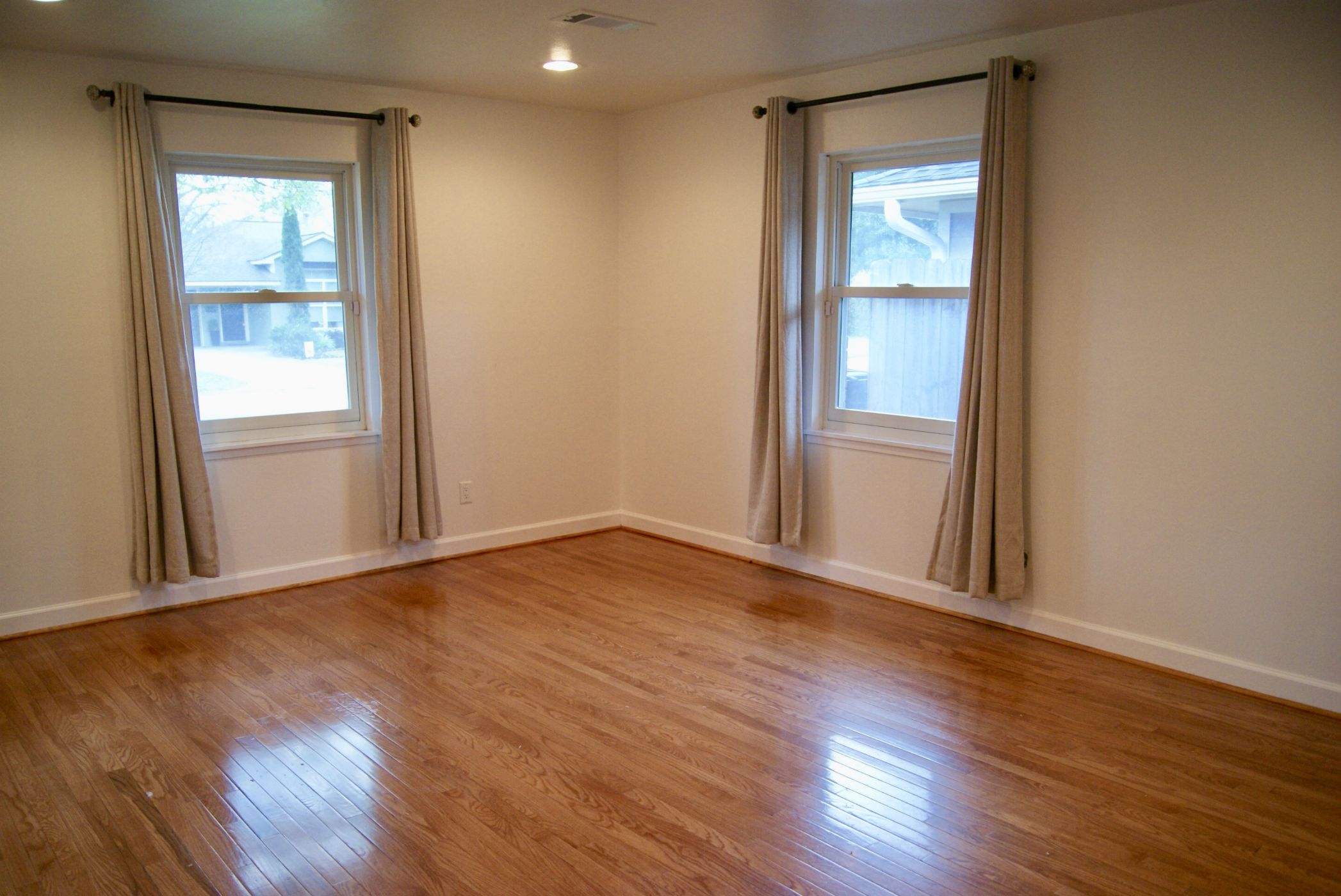 Master Bedroom Master Bedroom