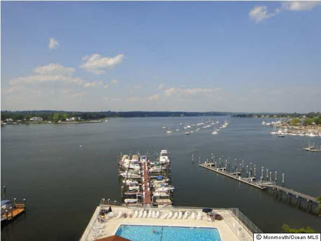 28 RIVERSIDE AVE APT 4N