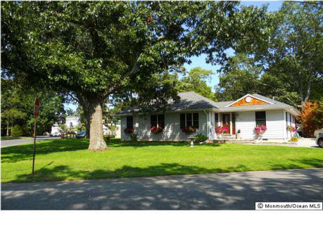 516 SMITH DR