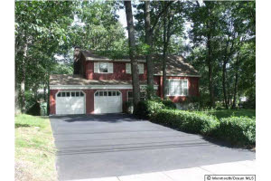20 WOODMERE DR