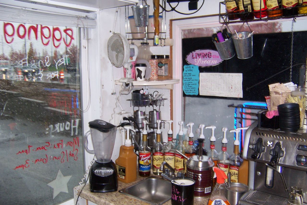 Monroe Espresso Stand For Sale 18812 SR 2, Monroe WA