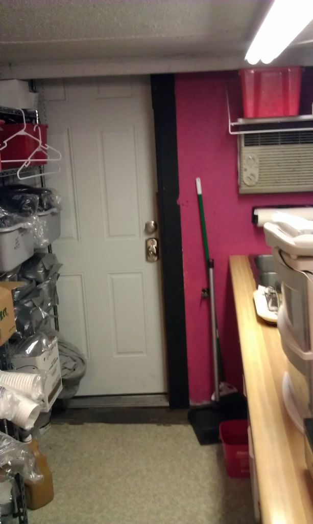 Kent Espresso stand For Sale 23803 W Valley Hwy, Kent WA