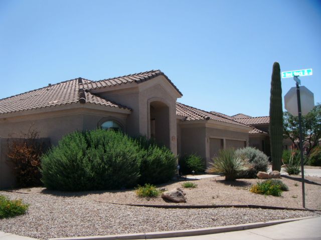 Beautiful 3 bedroom 2.5 bath in Silverstone ...
