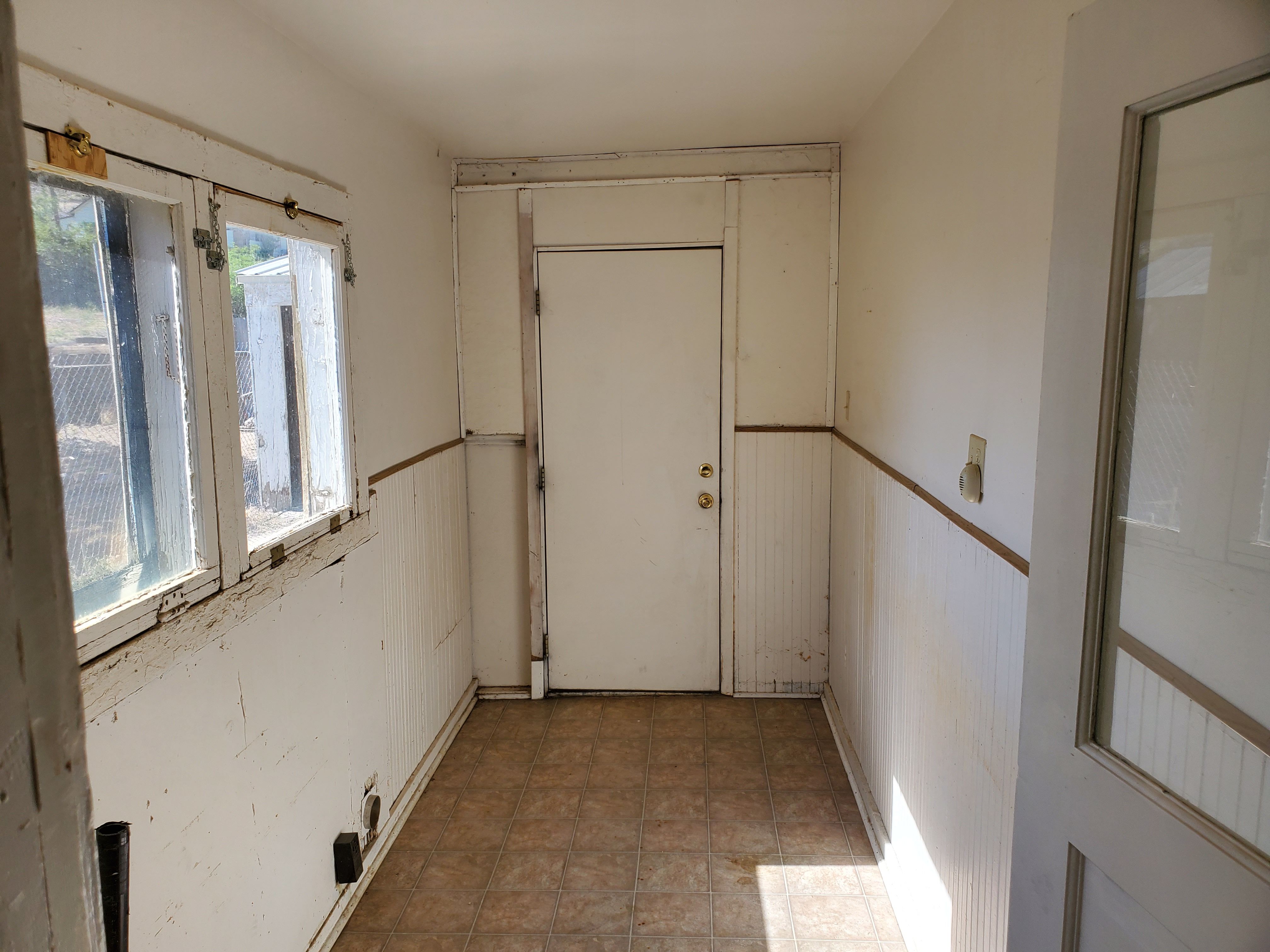 Laundry room and door to back yard