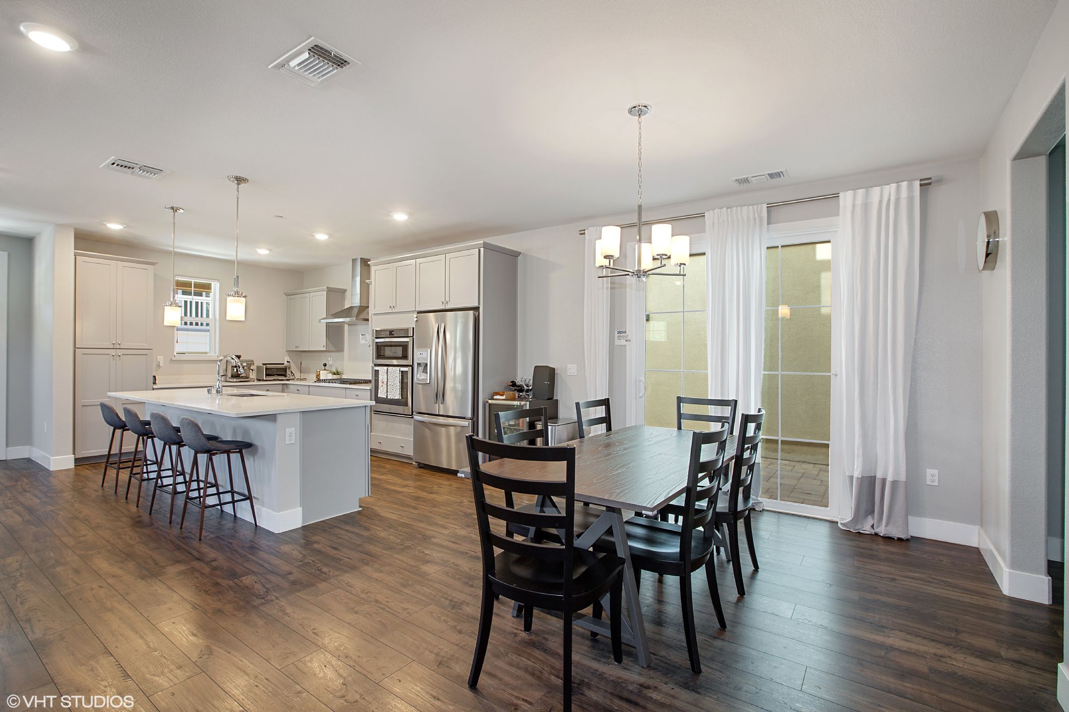 Dining Area and Kitchen