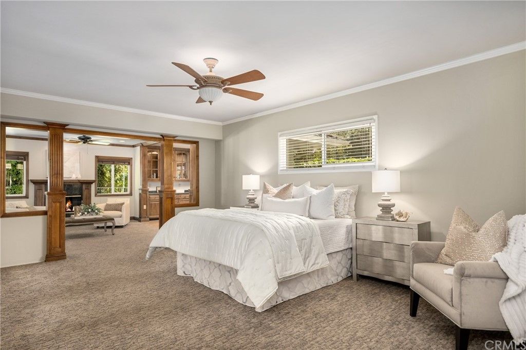 Master Bedroom with retreat