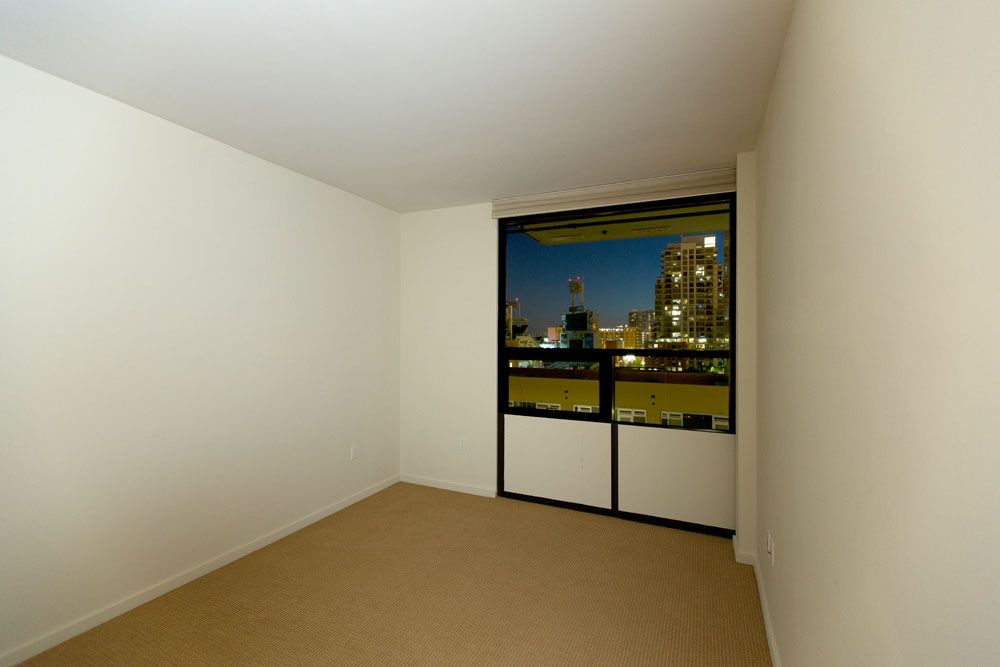 Even the guest room has city views!