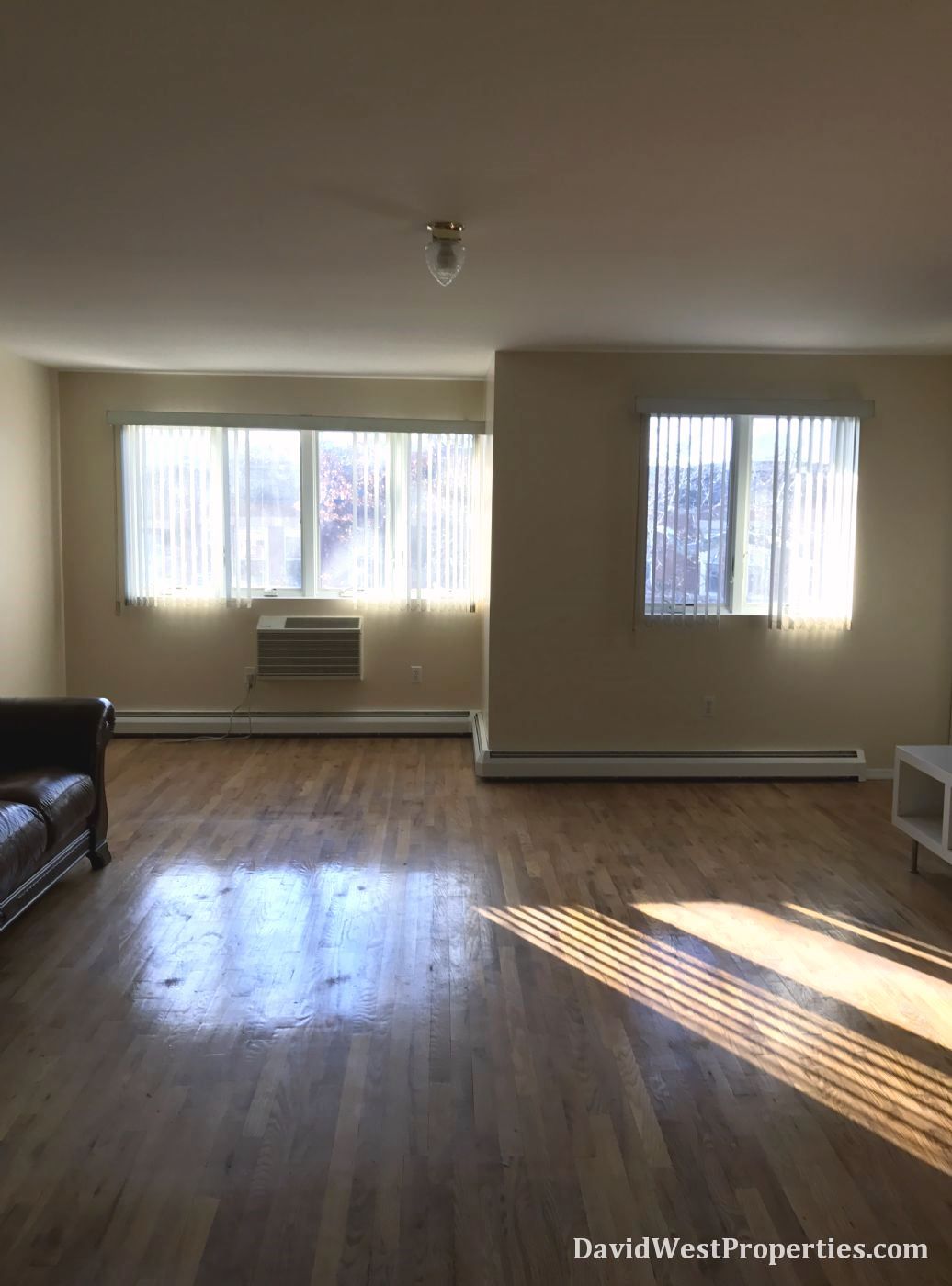 3 Bedroom Condo Rental With Parking East 4th Street