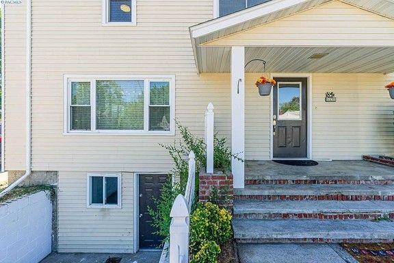 Richland Home, WA Real Estate Listing