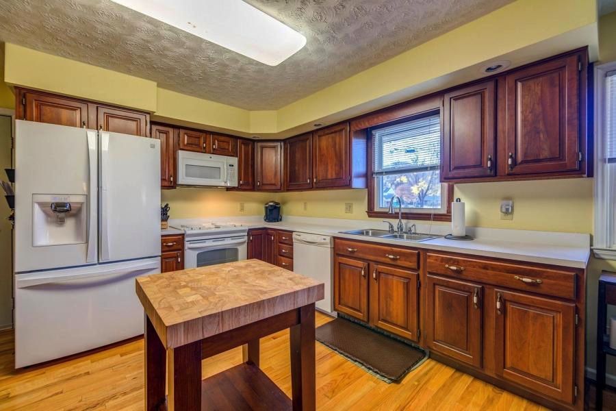 Tammy Rickman Old Colony Realty