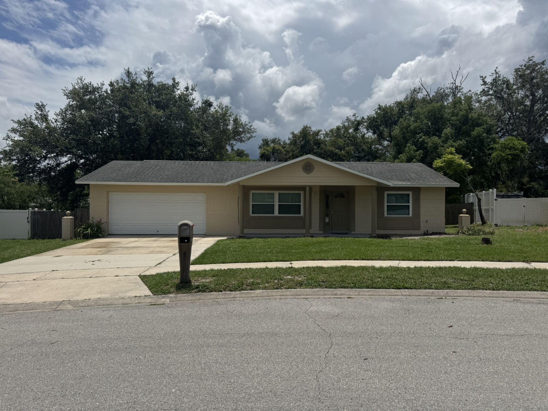 Longwood Home, FL Real Estate Listing