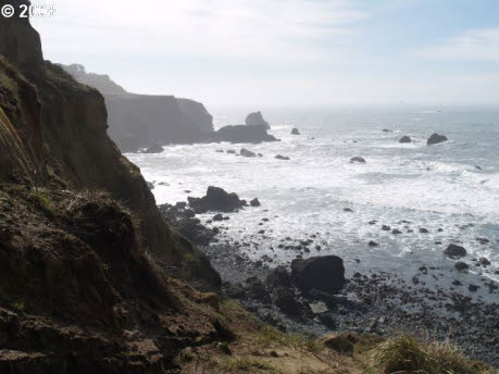 Gold Beach Home, OR Real Estate Listing