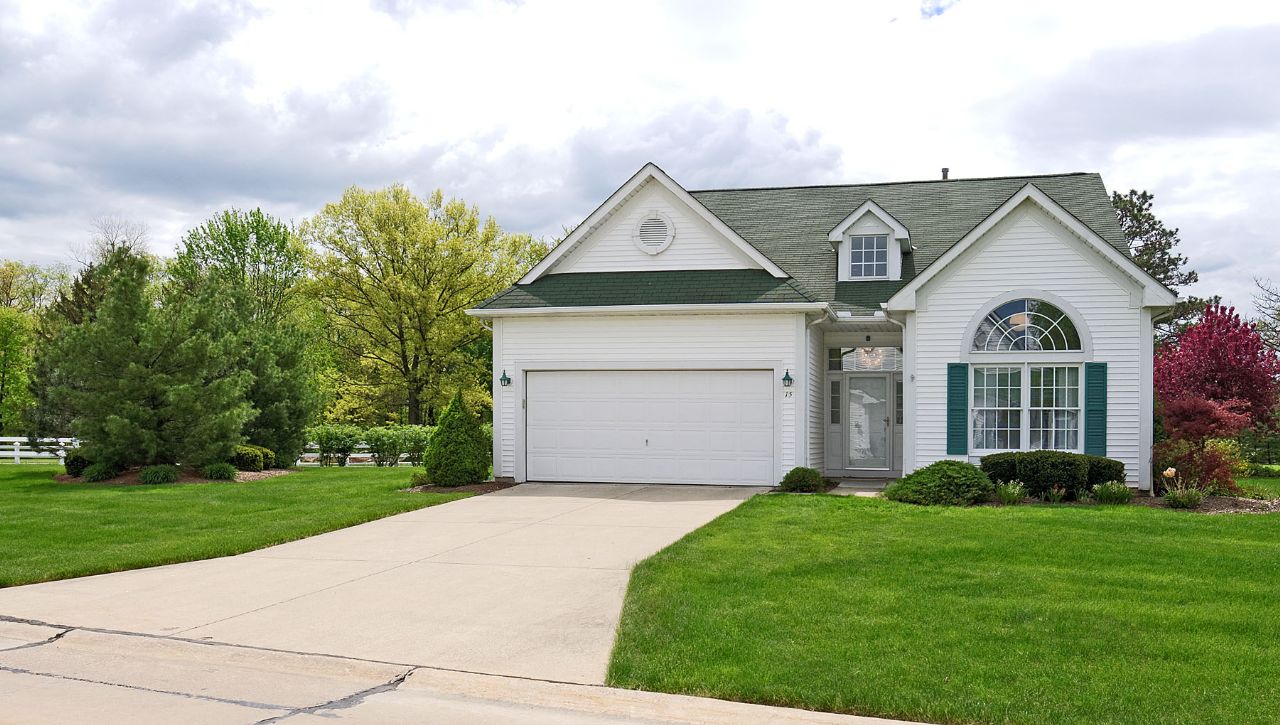 North Olmsted Home, OH Real Estate Listing