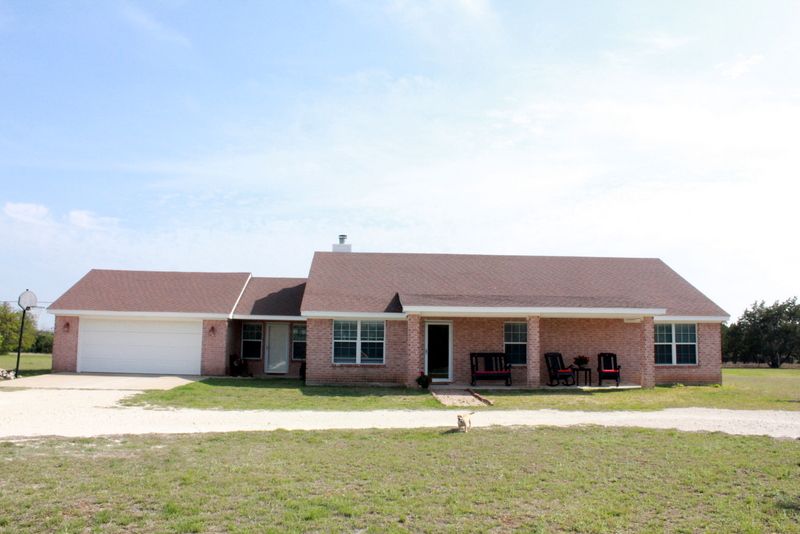 Gatesville Home, TX Real Estate Listing