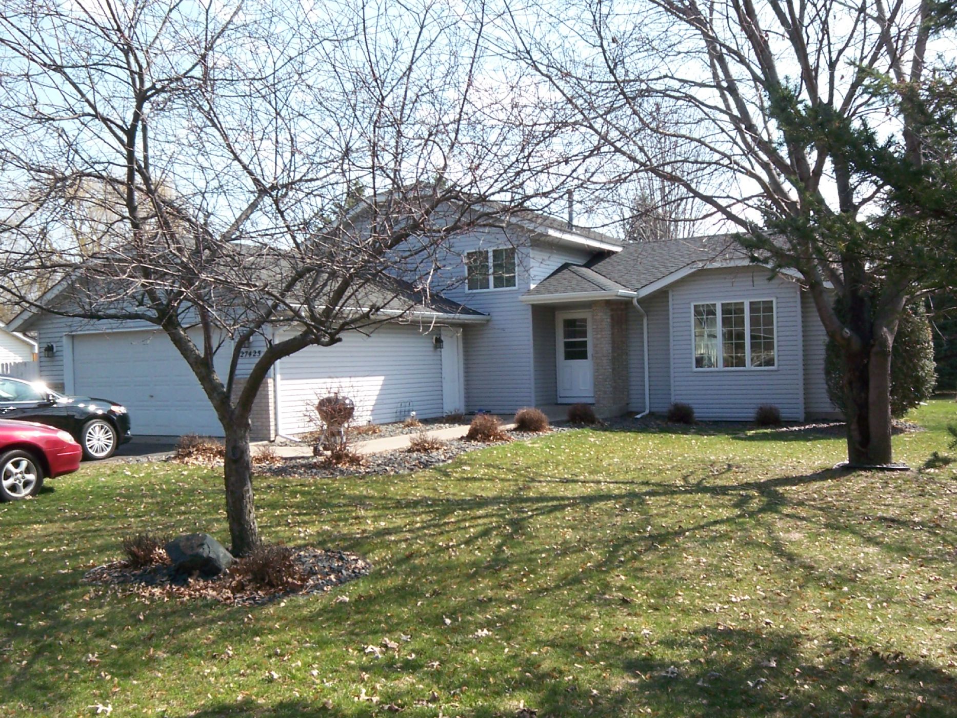 Vadnais Heights Home, MN Real Estate Listing