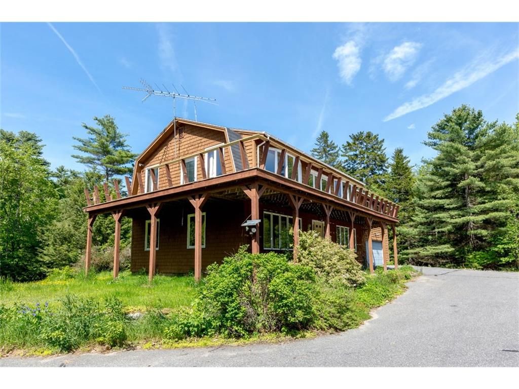 Roxanne York Real Estate Featured Property Listings and Homes for Sale