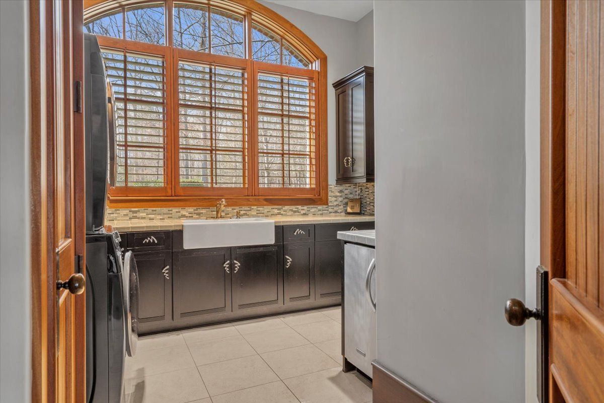 Homes and Farms with Land for Sale in the York, Rock Hill, Clover