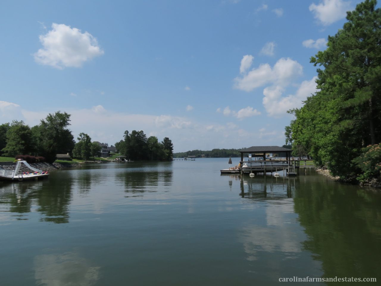 Lake Wylie Waterfront Lot for Sale on Mingus Ln, York, SC Carolina