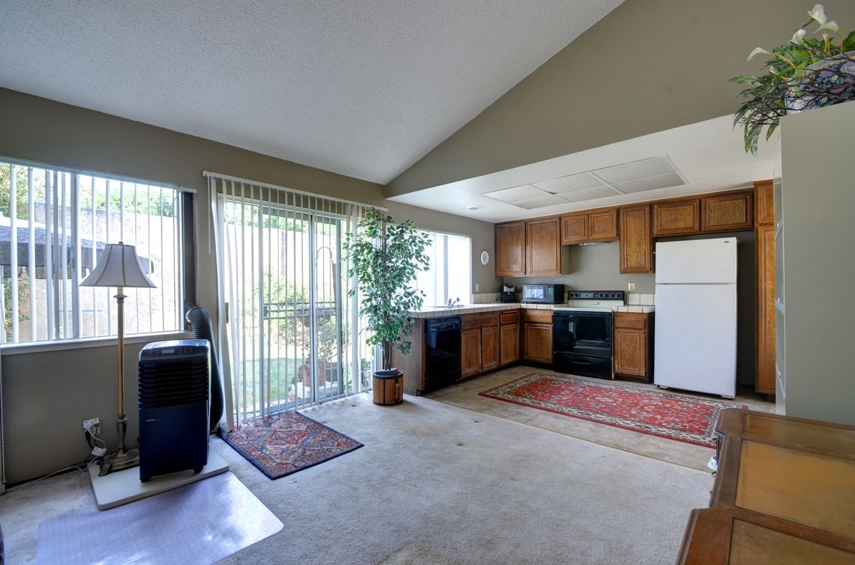 Kitchen | 6908 Sessions Dr Kitchen | 6908 Sessions Dr