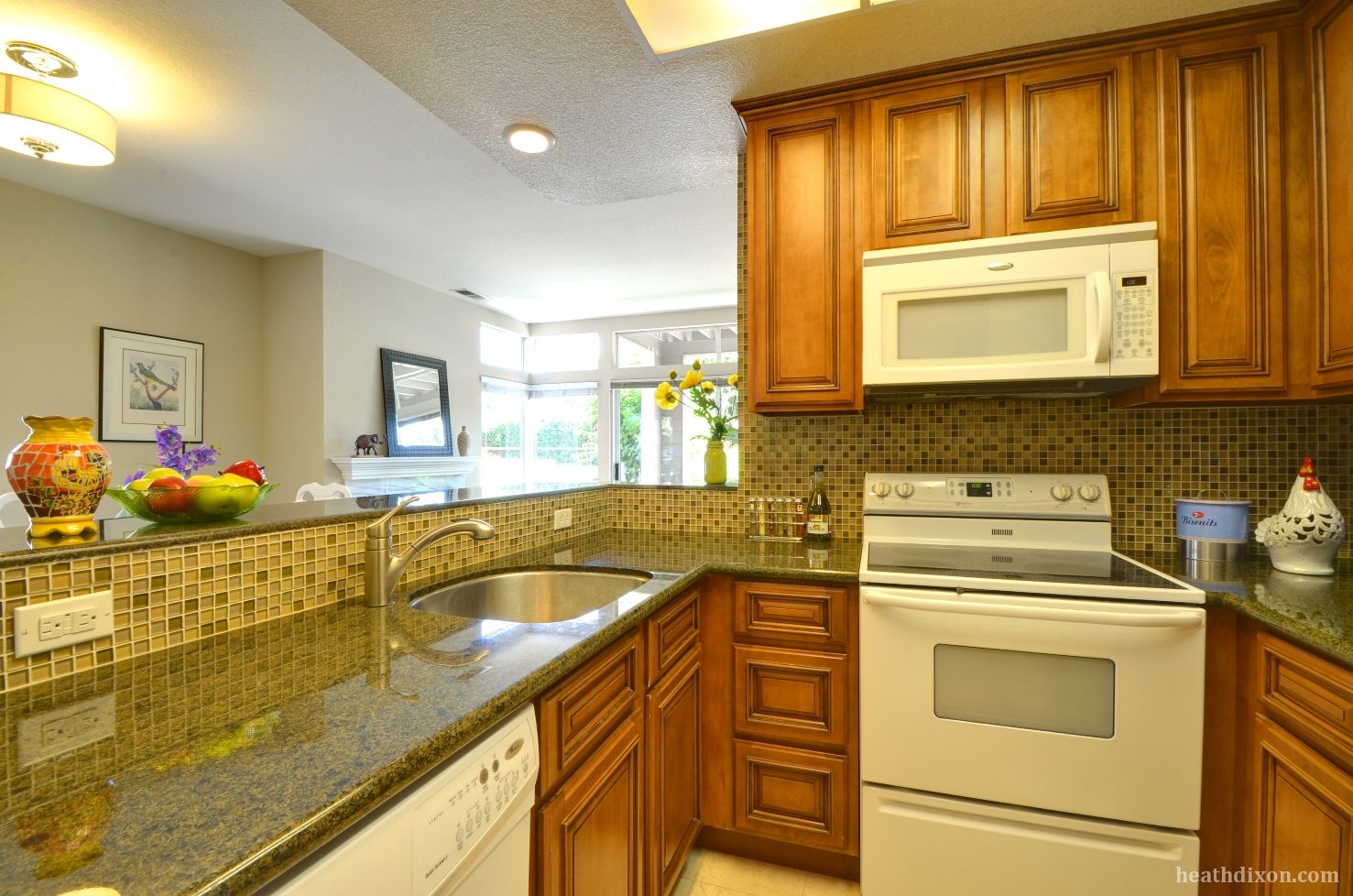 Kitchen | 1797 Parkview Green Kitchen | 1797 Parkview Green