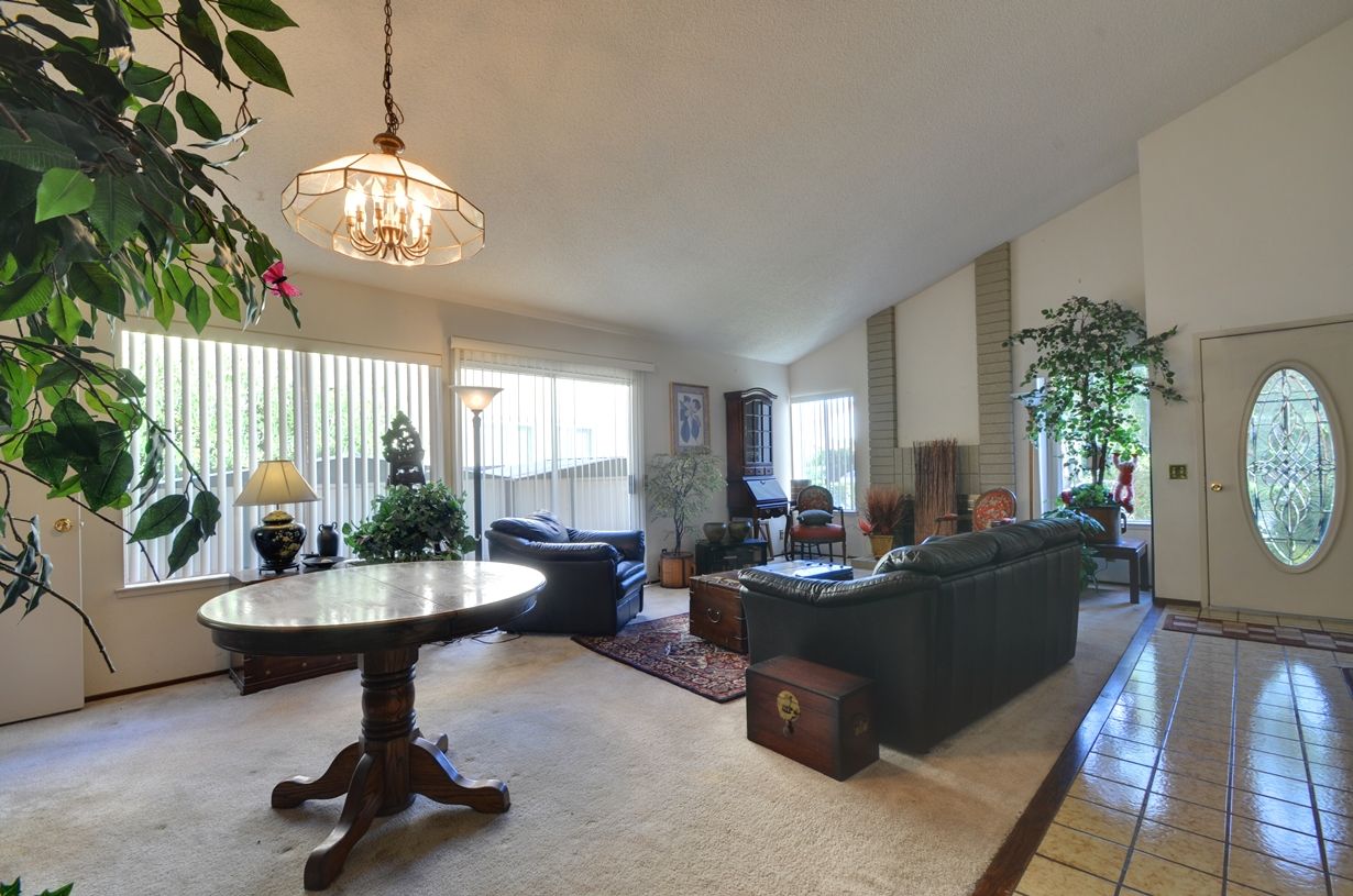 Dining Room| 6908 Sessions Dr Dining Room| 6908 Sessions Dr