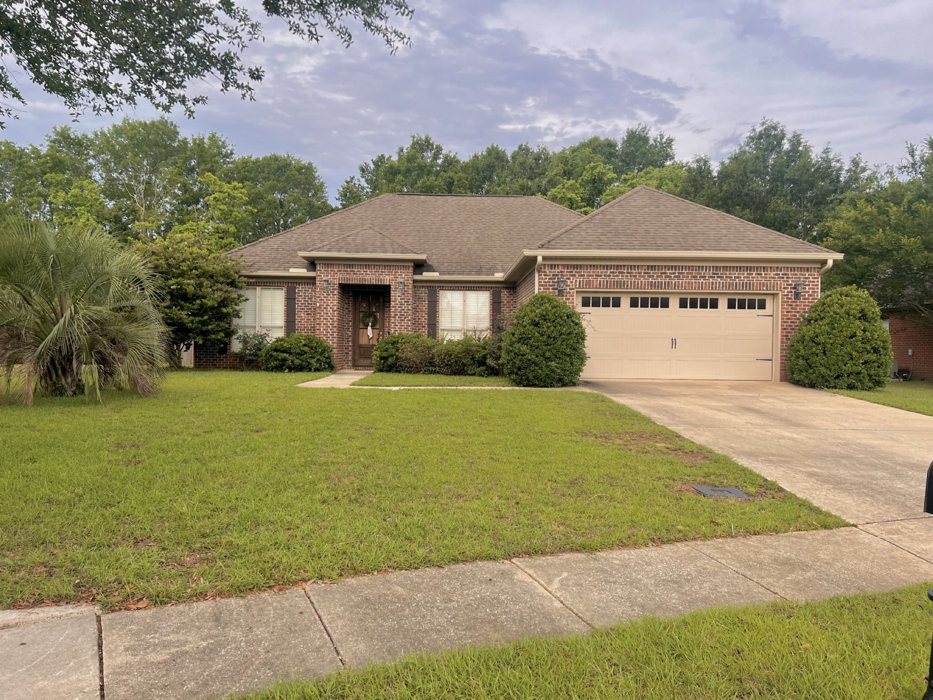 Daphne Home, AL Real Estate Listing