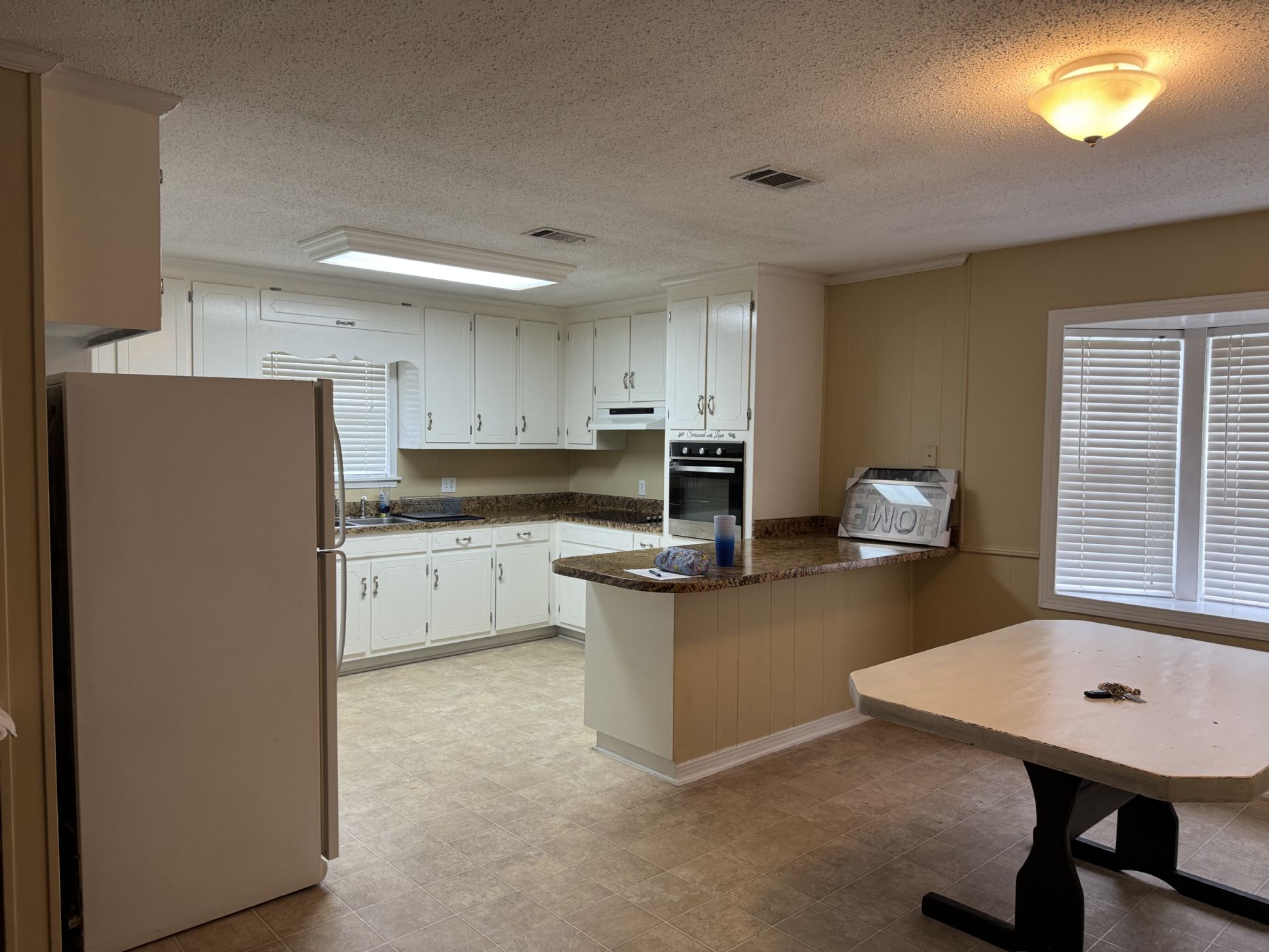 Kitchen and Breakfast Nook