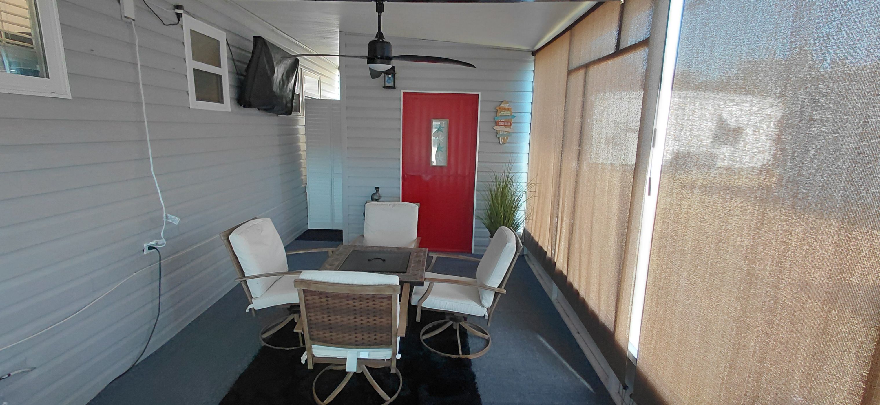 Screened Porch & Shed
