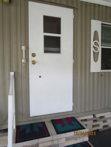 newer side exterio door