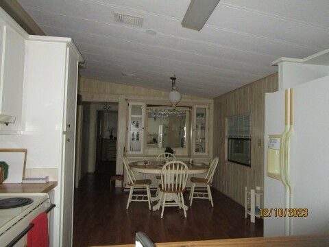 pass thru opening from bonus room to kitchen