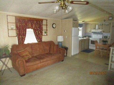 living, kitchen area