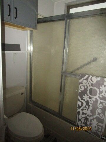 gurest tub/shower combo