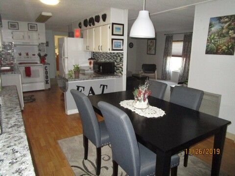dining/kitchen