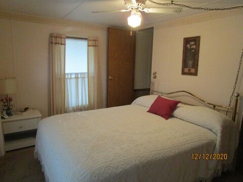 front bedroom other view