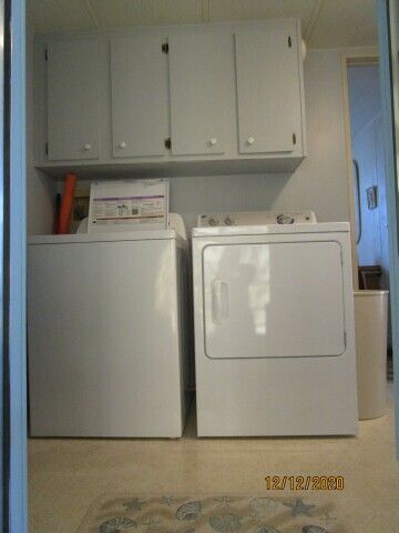 entry to inside laundry room