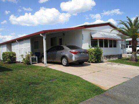 SW angel view of carport