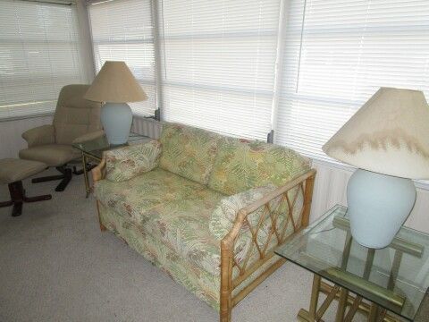 FL room loveseat, recliner