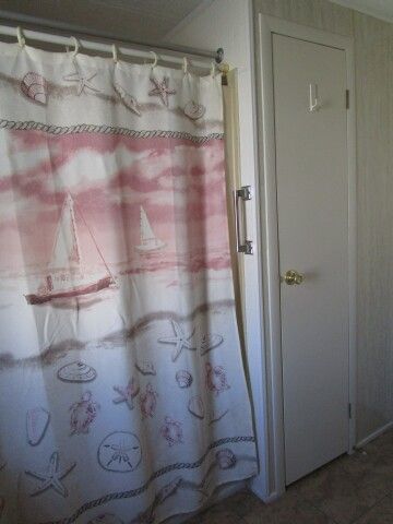 hall bath shower/linen closet