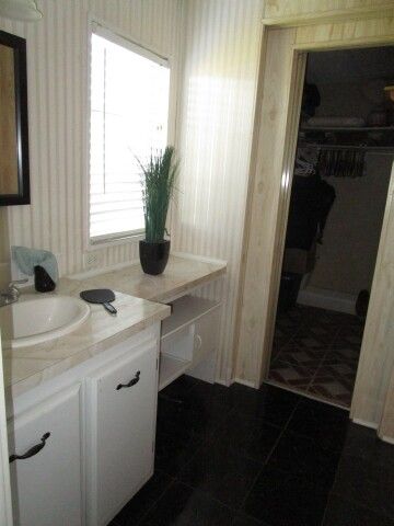 ensuite vanities, WI closet