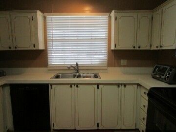 Maytag dishwasher, stainless sink