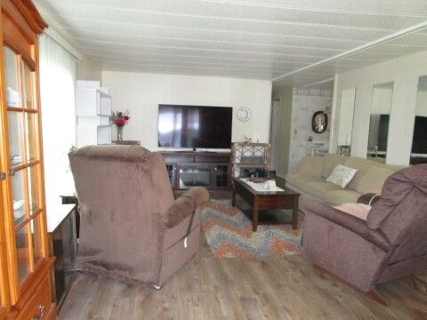 living room view from Screen room