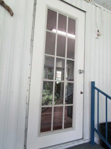 15 lite side entry door