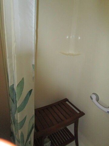 ensuite shower bench