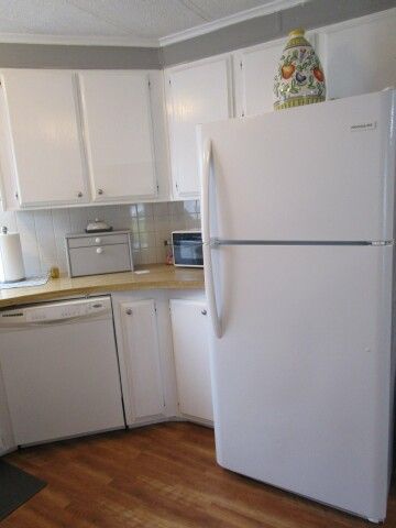 Whirlpool dw, Frigidaire refrigerator