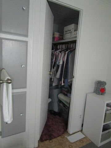 ensuite WI closet