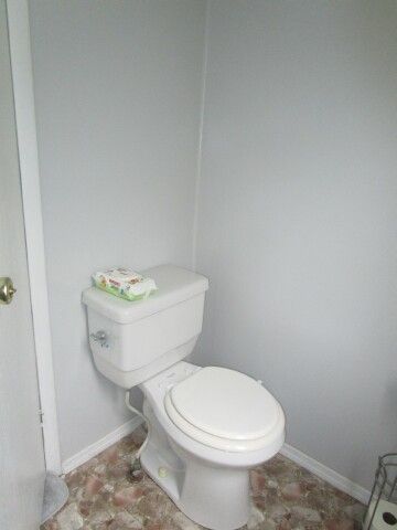 ensuite toilet