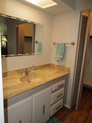 ensuite vanity view from corner